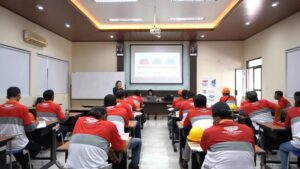 foto pelatihan pemasangan atap UPVC DR.SHIELD