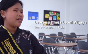 laurensia, salah seorang siswa penerima beasiswa PT RTF
